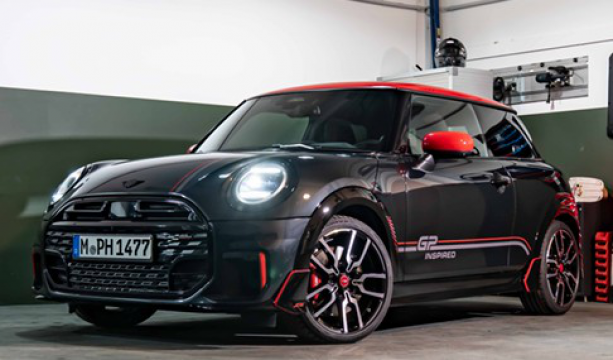 ¿Por qué el MINI John Cooper Works sigue siendo uno de los autos más divertidos para manejar en 2027?