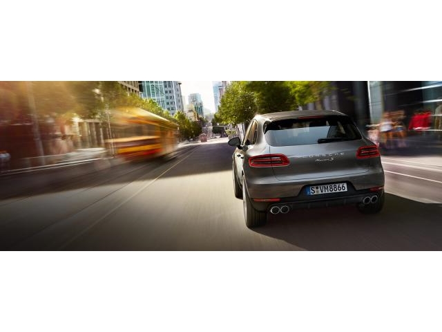Libro Azul Porsche Macan 2015