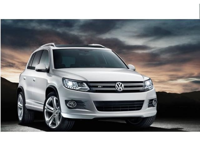 Frente de un Volkswagen Tiguan 2015