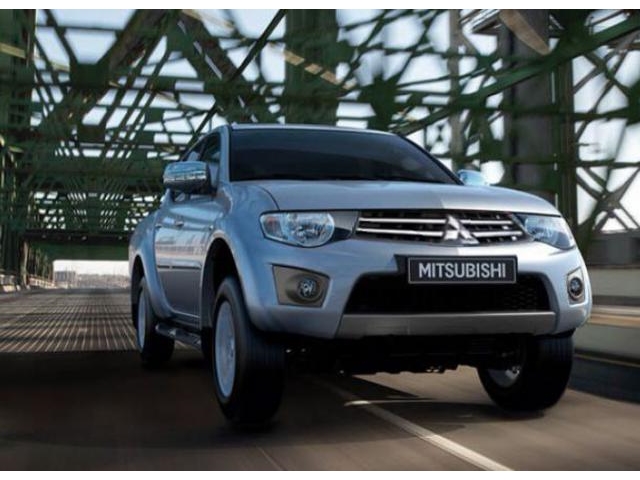 Libro Azul Mitsubishi L200 2015