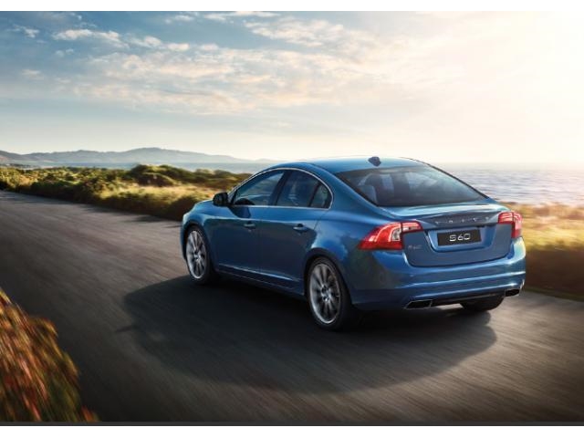 Libro Azul Volvo S60 2015