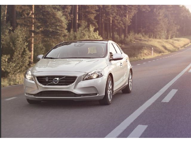 Libro Azul Volvo V40 2015