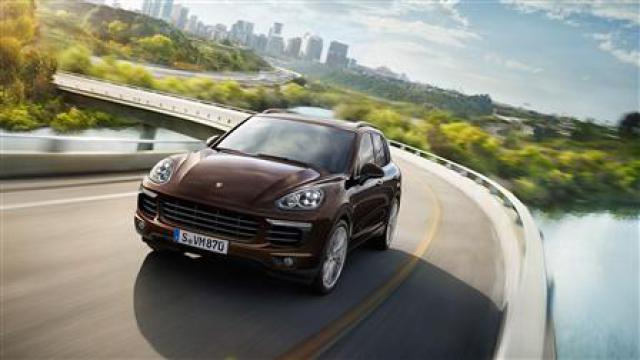 Libro Azul Porsche Cayenne 2015