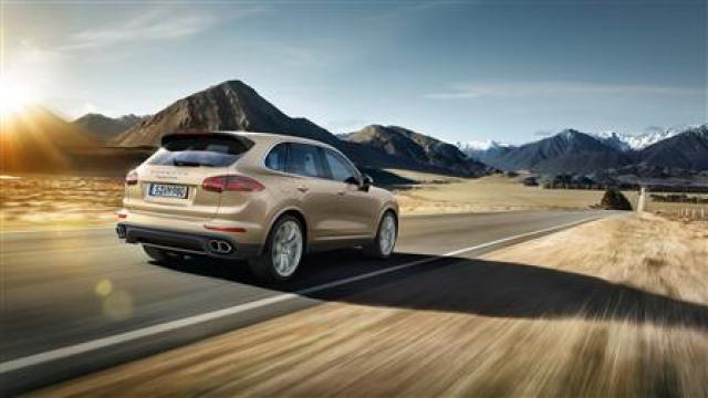 Libro Azul Porsche Cayenne 2015