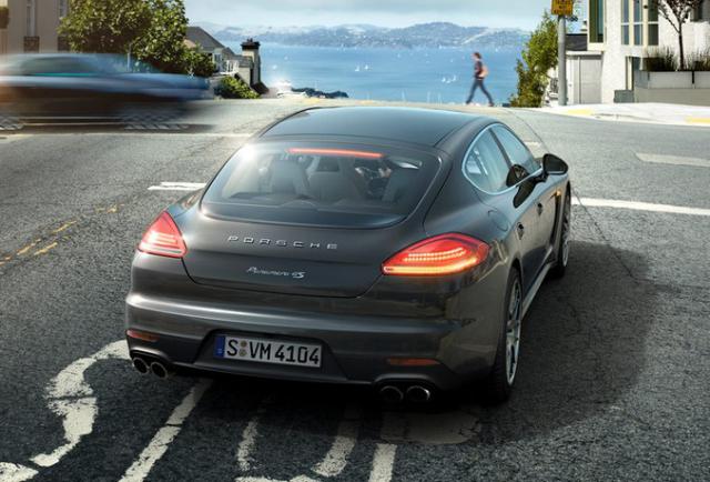 Libro Azul Porsche Panamera 2015