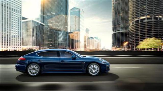 Libro Azul Porsche Panamera 2015