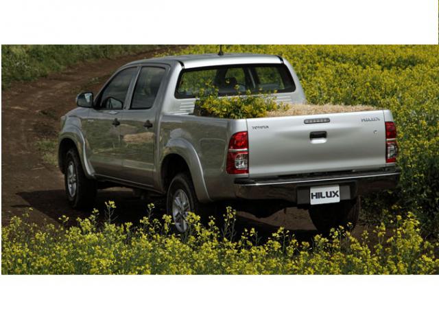 Libro Azul Toyota Hilux 2015
