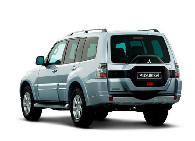 Libro Azul Mitsubishi Montero 2015