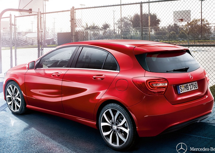 Libro Azul Mercedes Benz Clase A 2016