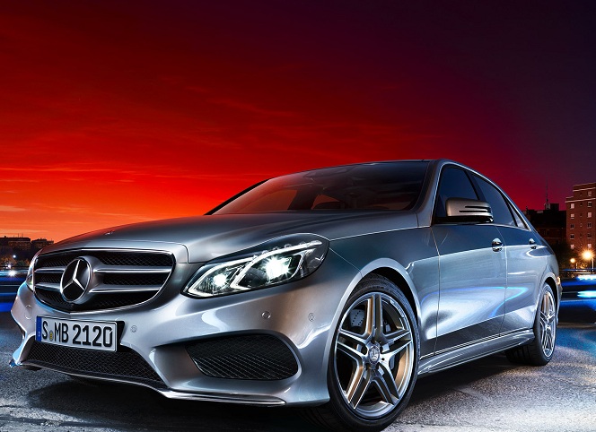 Libro Azul Mercedes Benz Clase E 2016