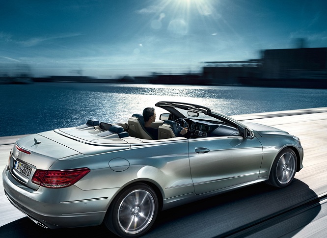 Libro Azul Mercedes Benz Clase E 2016