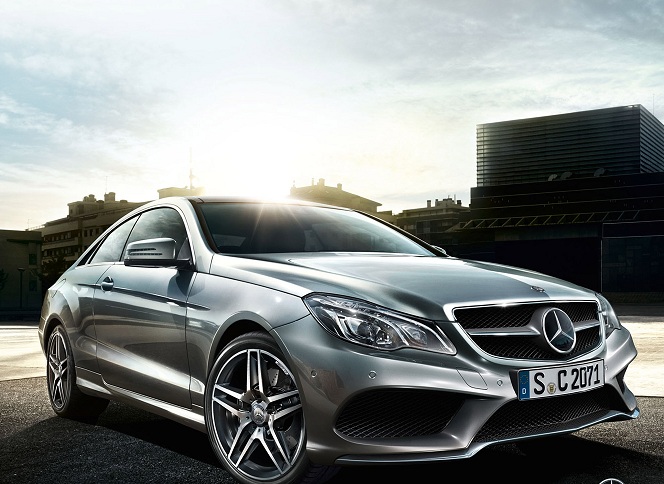 Libro Azul Mercedes Benz Clase E 2016