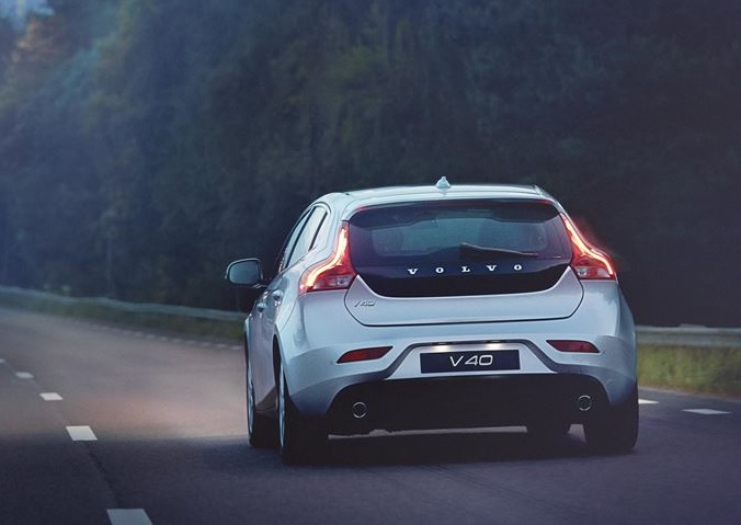 Libro Azul Volvo V40 2016