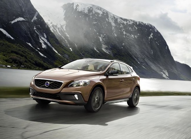 Libro Azul Volvo V40 2016