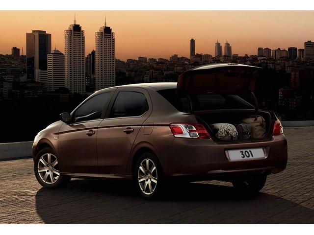 Libro Azul Peugeot 301 2017