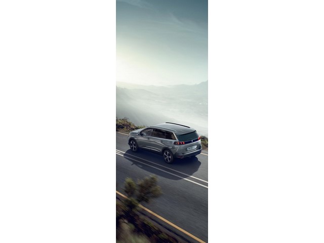 Libro Azul Peugeot 5008 2023