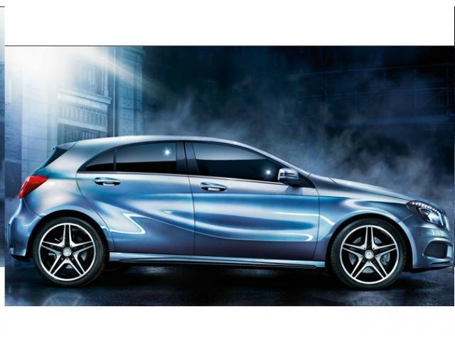 Libro Azul Mercedes Benz Clase A 2015