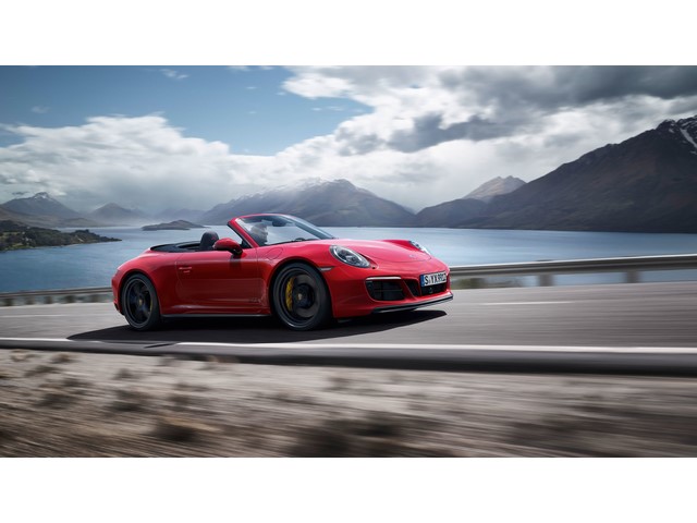Libro Azul Porsche 911 2017