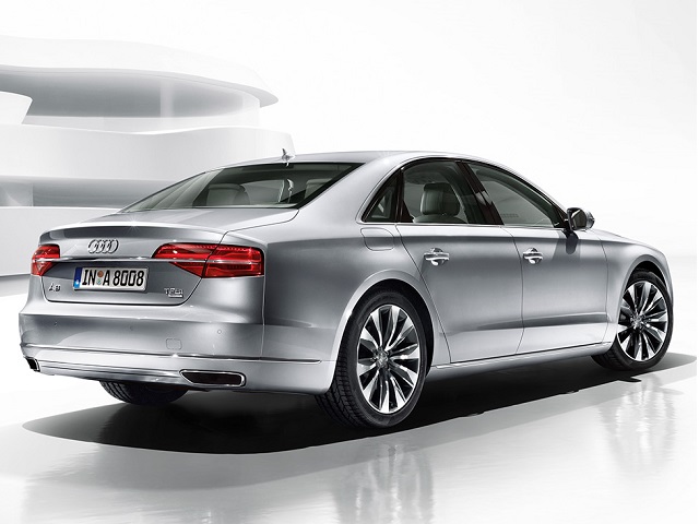 Libro Azul Audi A8 2015