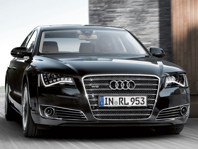 Libro Azul Audi A8 2015