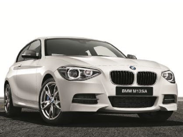 Frente de un BMW Serie 1 2015