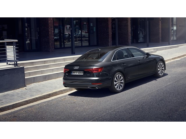 Libro Azul Audi A4 2019