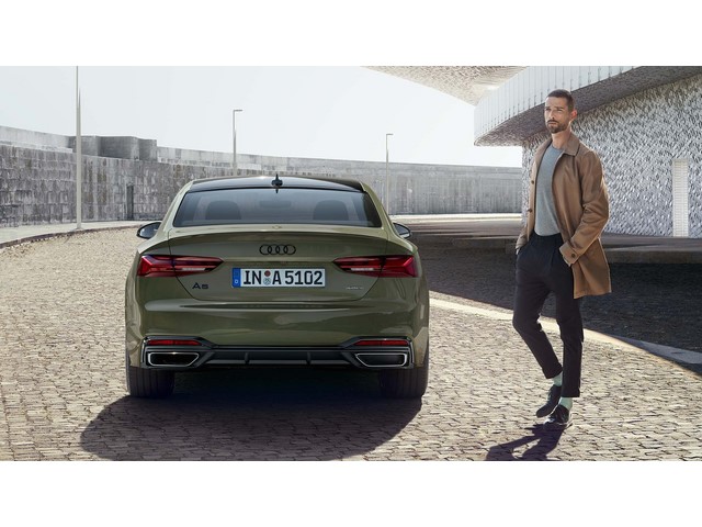 Libro Azul Audi A5 2021