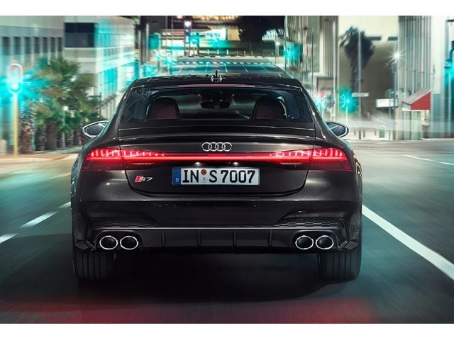 Libro Azul Audi A7 2022