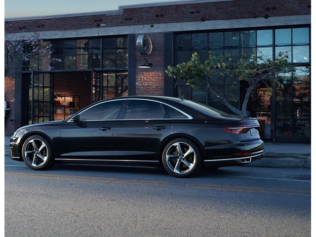 Libro Azul Audi A8 2020