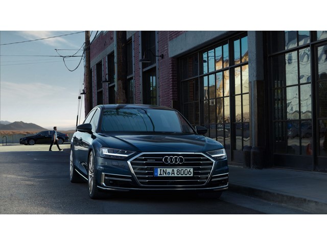 Libro Azul Audi A8 2020