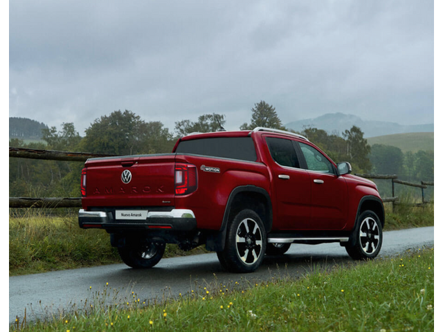 Libro Azul Volkswagen Amarok 2025