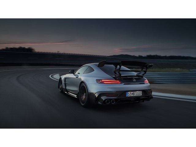 Libro Azul Mercedes Benz AMG GT 2021