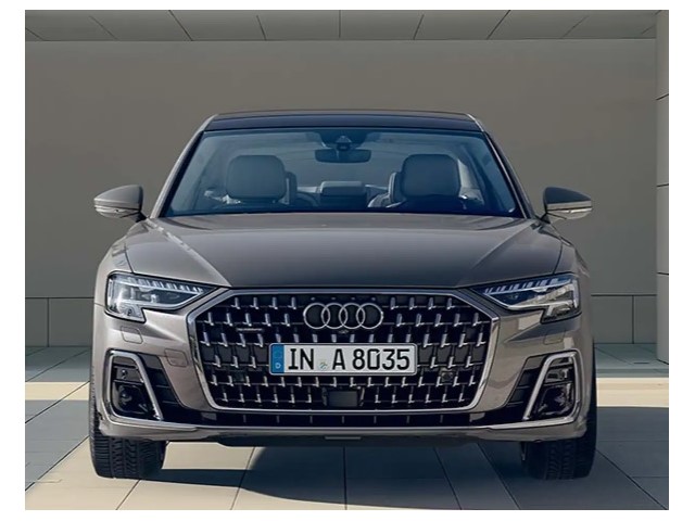 Libro Azul Audi A8 2025