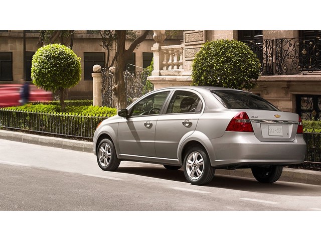 Libro Azul Chevrolet Aveo 2017