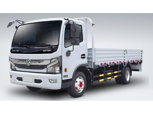 Vista trasera de un DFAC DongFeng Captain 2027