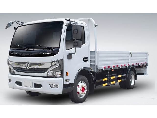 Vista trasera de un DFAC DongFeng Captain 2027