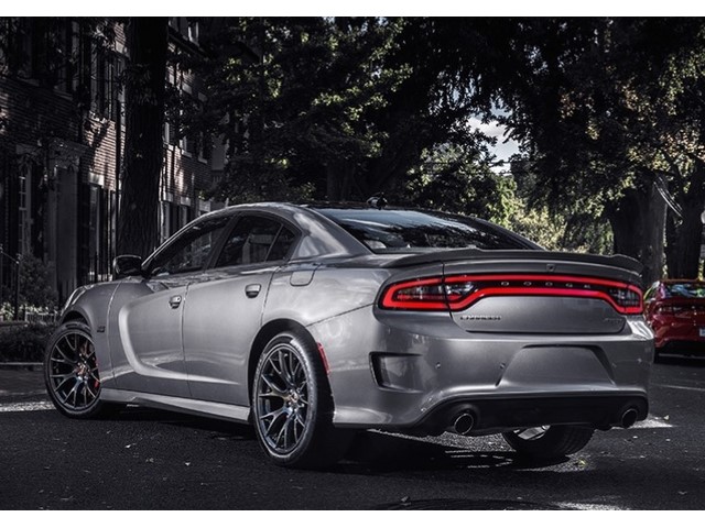 Libro Azul Dodge Charger 2018