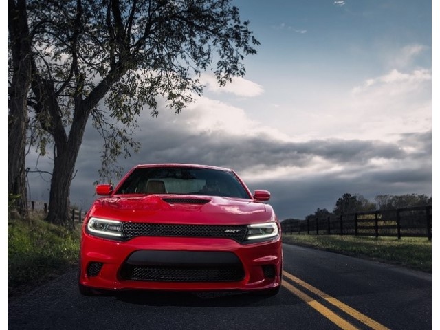 Libro Azul Dodge Charger 2018