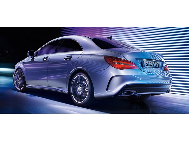 Libro Azul Mercedes Benz Clase CLA 2017