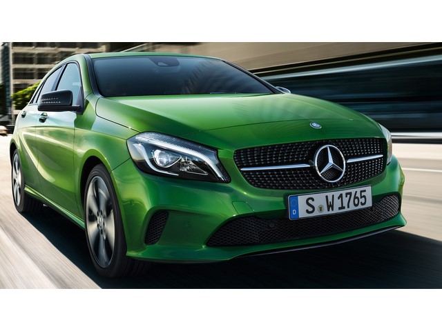 Libro Azul Mercedes Benz Clase A 2017