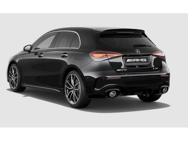 Vista trasera de un Mercedes Benz Clase A 2027