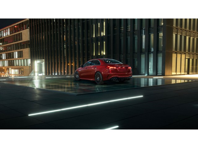Libro Azul Mercedes Benz Clase A 2022