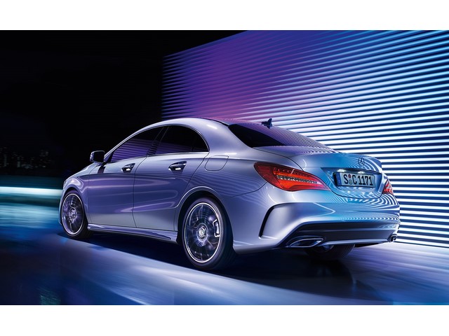 Libro Azul Mercedes Benz Clase CLA 2018