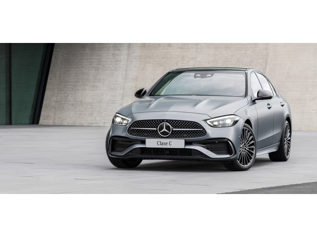 Libro Azul Mercedes Benz Clase C 2023