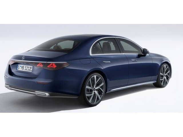Libro Azul Mercedes Benz Clase E 2025