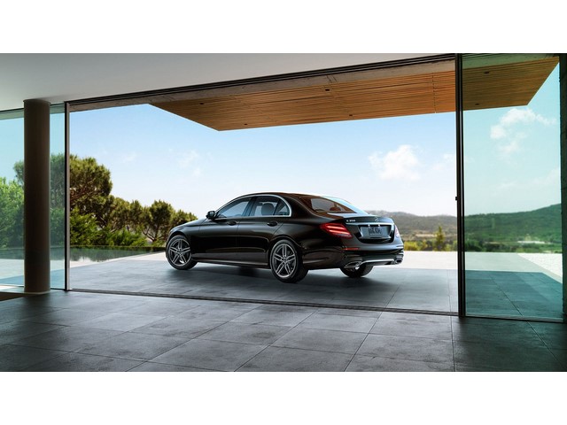 Libro Azul Mercedes Benz Clase E 2019