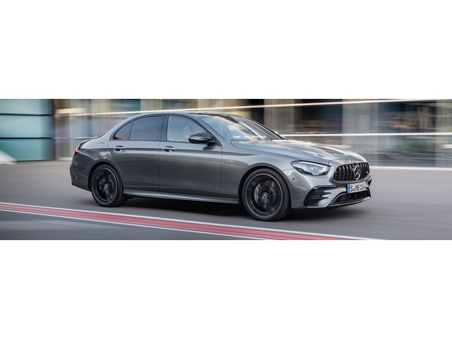 Libro Azul Mercedes Benz Clase E 2023