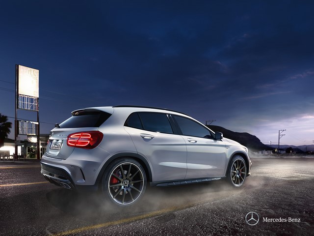 Libro Azul Mercedes Benz Clase GLA 2017