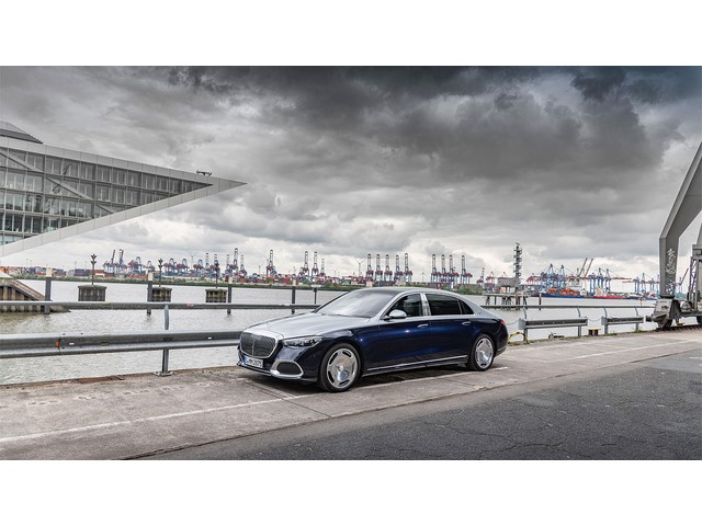 Libro Azul Mercedes Benz Clase S 2024