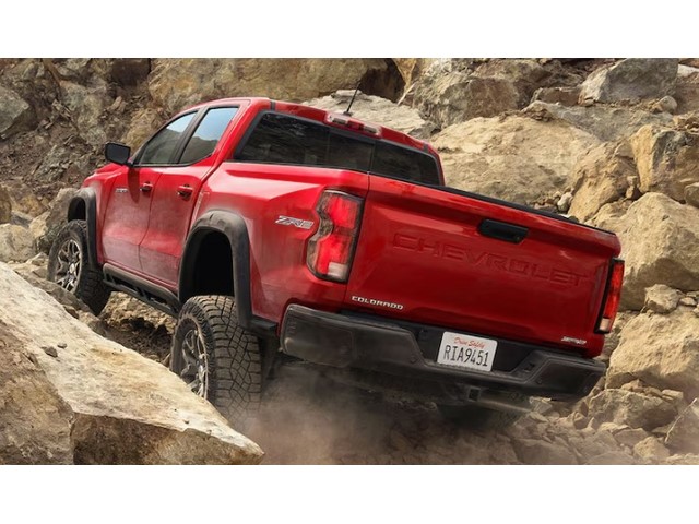 Libro Azul Chevrolet Colorado 2024